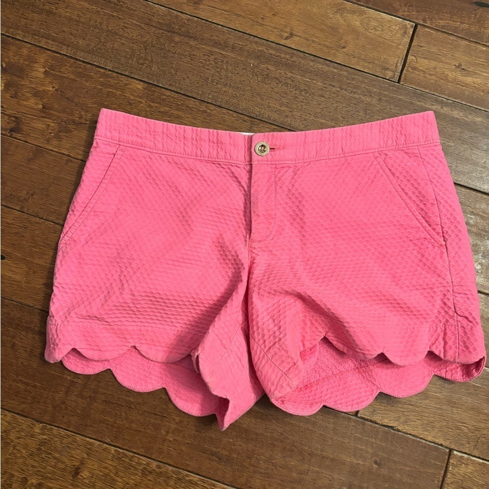 Lilly Pulitzer Pink buttercup Scalloped Shorts sz 6